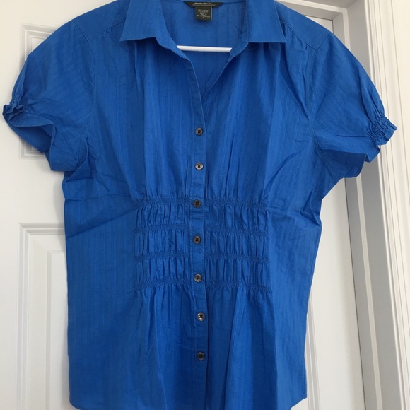 Eddie Bauer short sleeve button down check shirt, men's size L cotton navy blue type Vintage Second Hand
